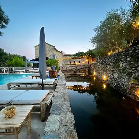 Le Moulin De L'auzonnet Gasthuis