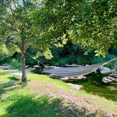 Le Moulin De L'auzonnet Gasthuis *